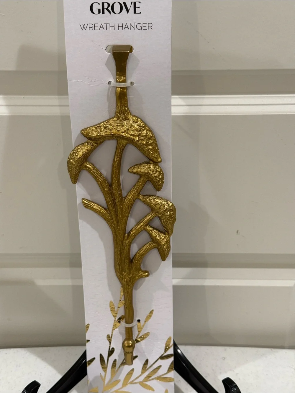 NEW Laurel Grove Gold Etched Mushroom Wreath Hanger
